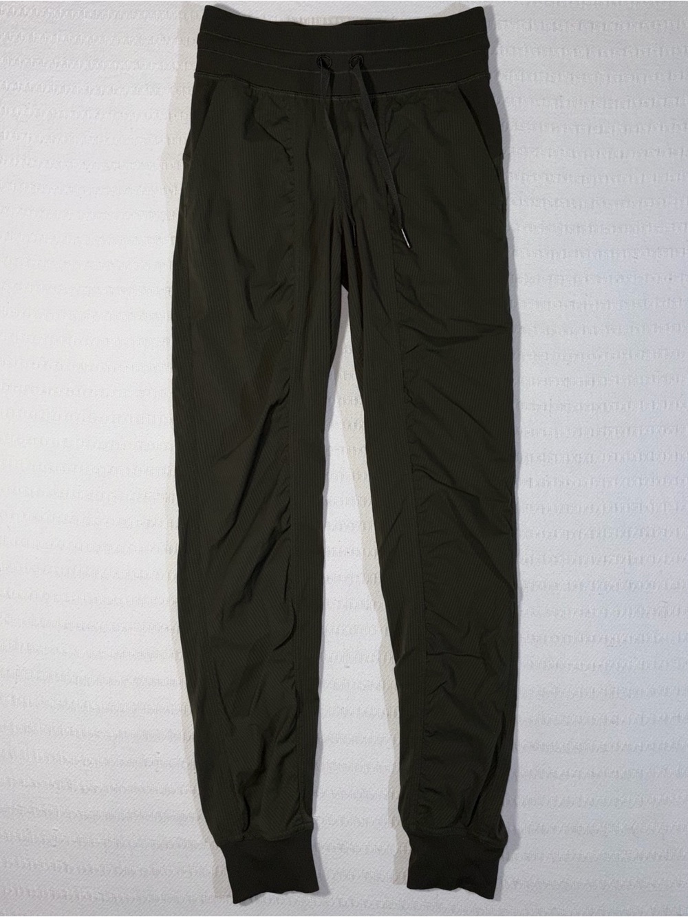 Lululemon Dance Studio Mid Rise Jogger 29” Size 2 Olive Green Athleisure